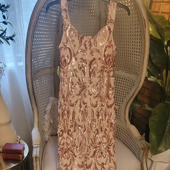 Rose Gold Sequin Gown - Picture 4 of 7